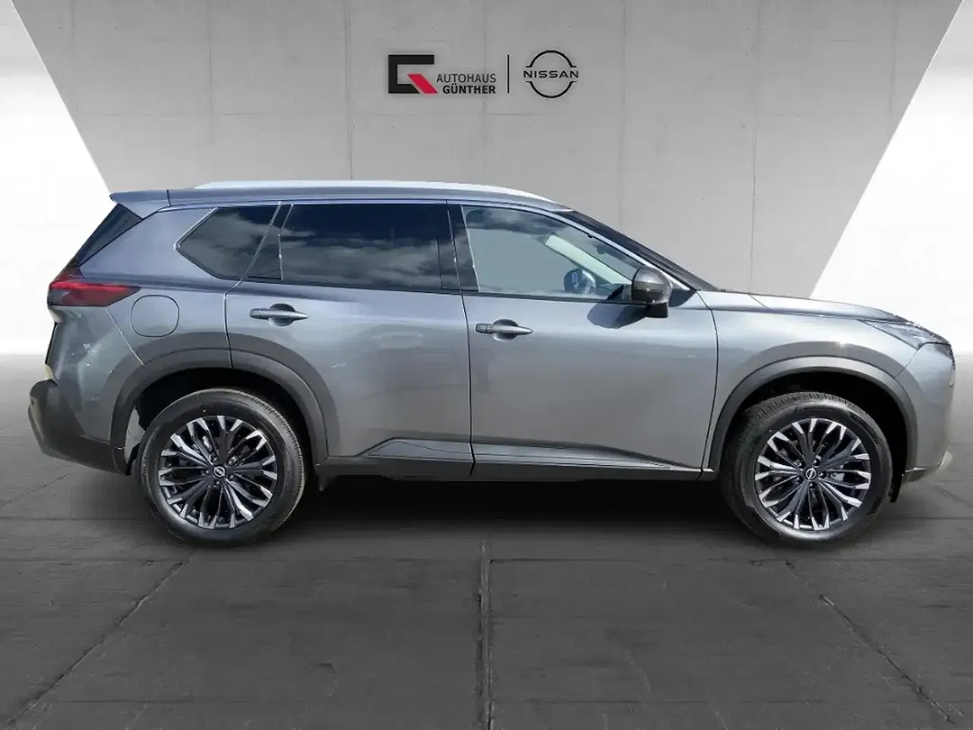 Nissan X-Trail - Thumbnail 4