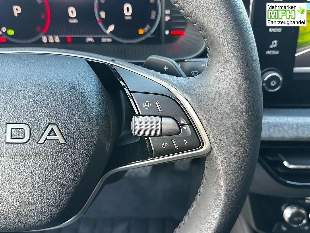 Skoda Scala - Thumbnail 14