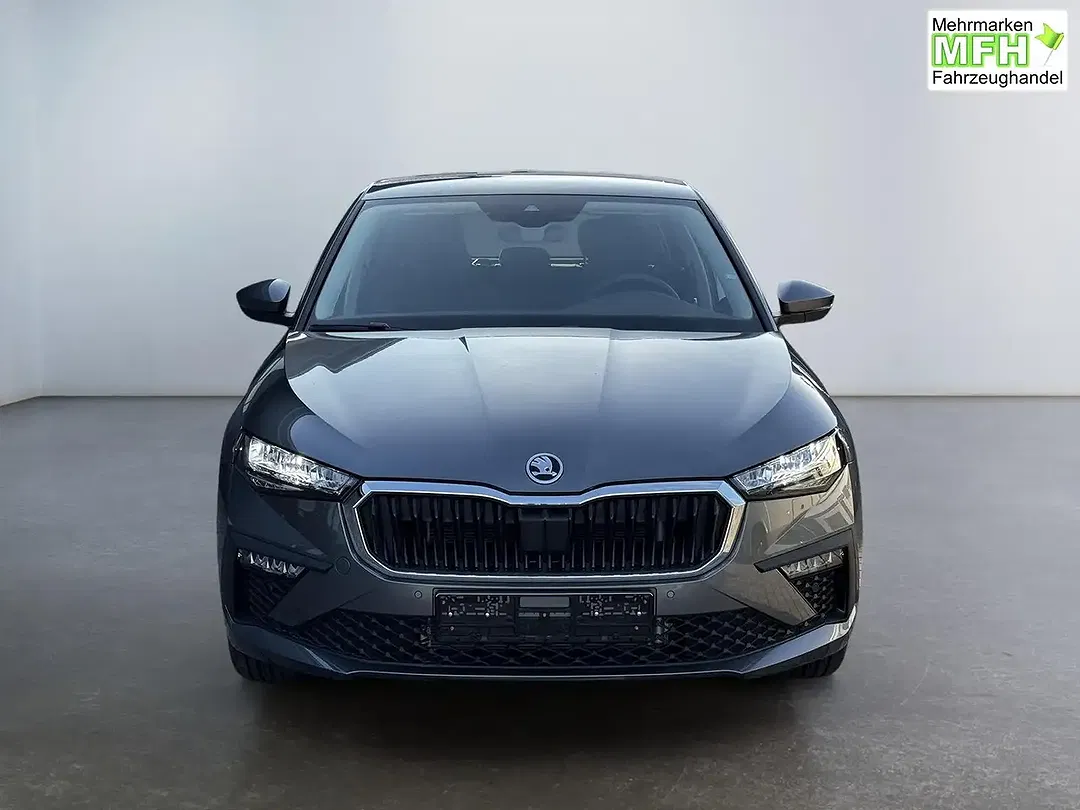Skoda Scala - Thumbnail 2