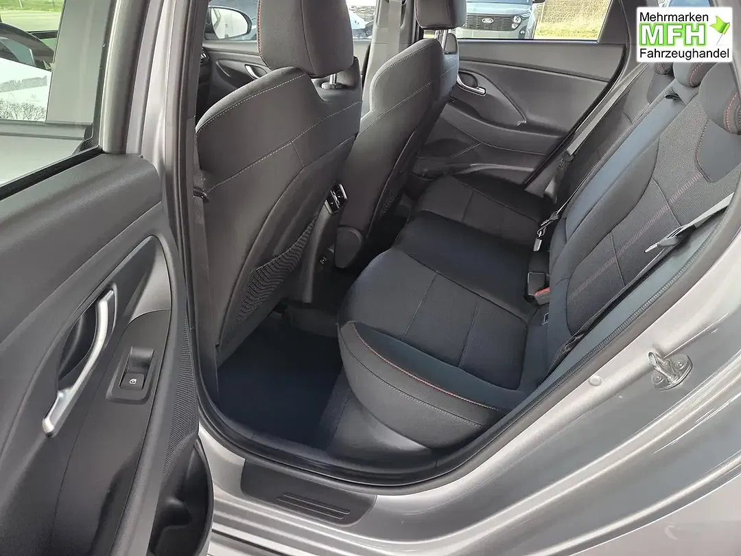 Hyundai i30 - Thumbnail 6