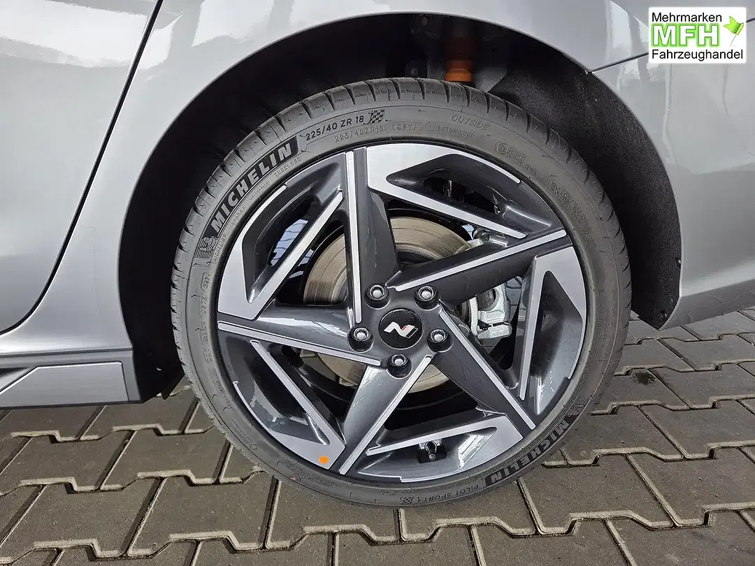 Hyundai i30 - Thumbnail 9