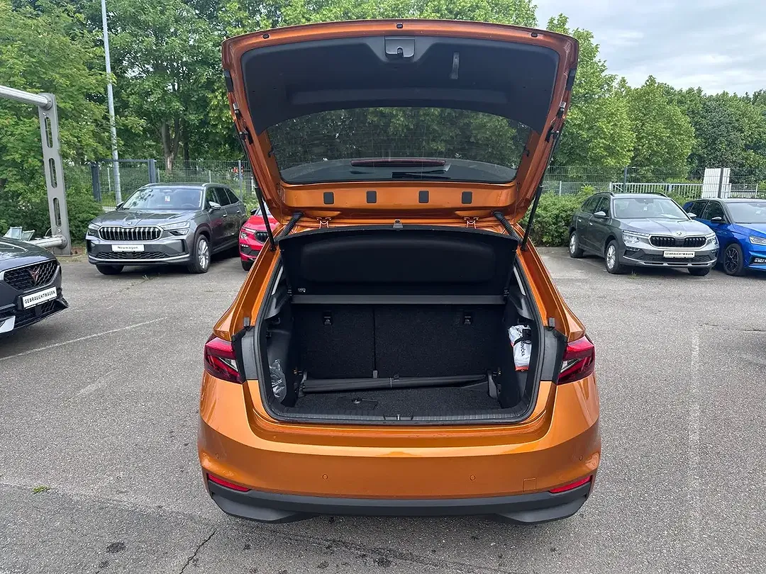 Skoda Fabia - Thumbnail 12