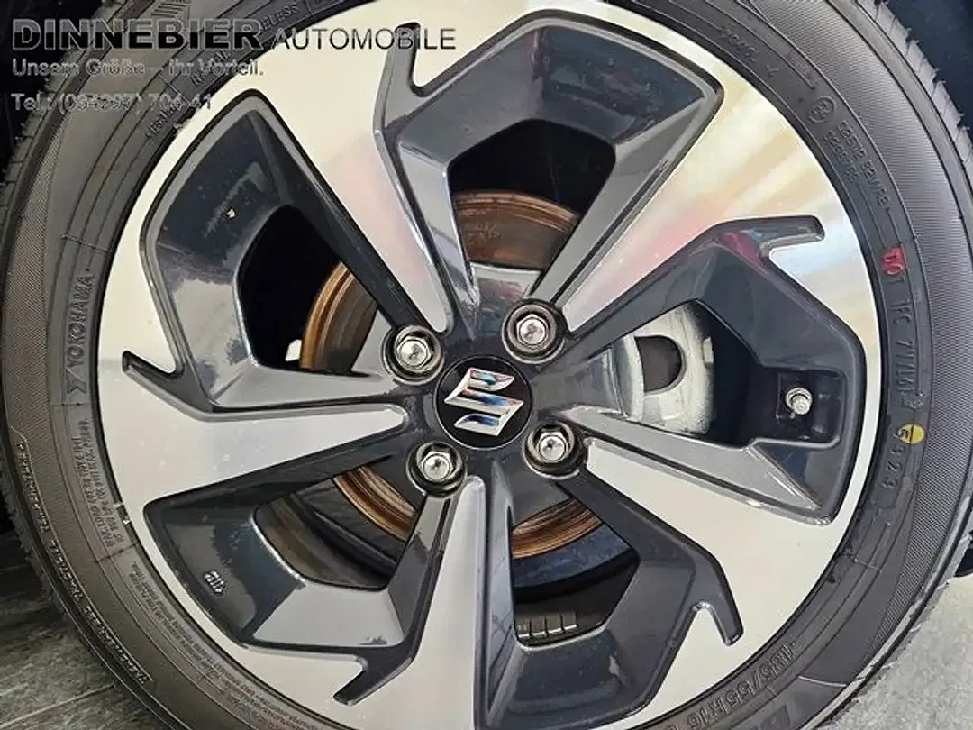 Suzuki Swift - Thumbnail 11