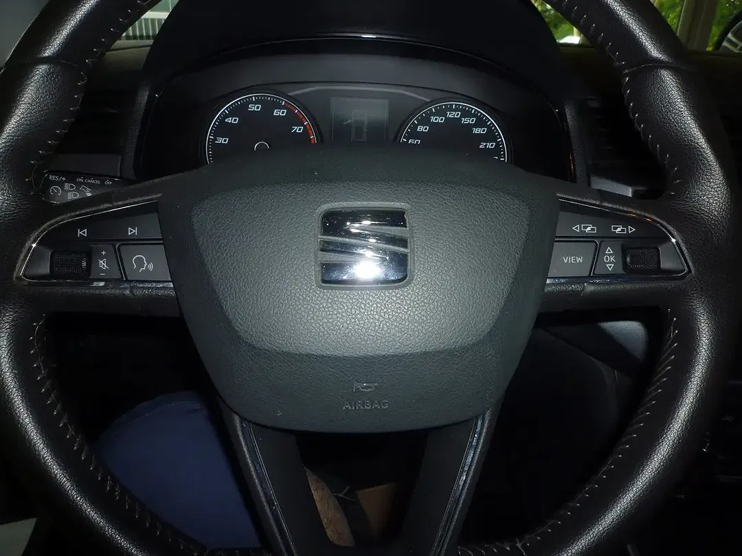 SEAT Arona - Thumbnail 8