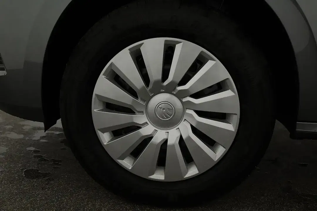 Skoda Kamiq - Thumbnail 13
