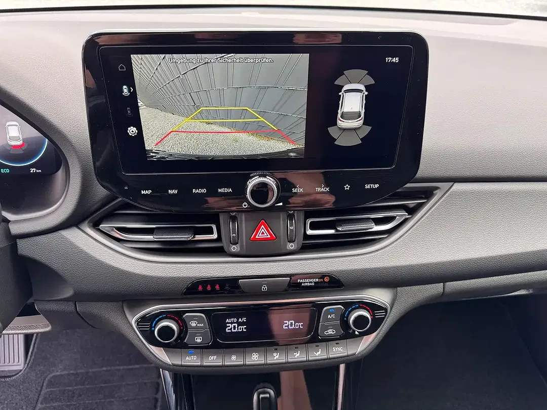 Hyundai i30 - Thumbnail 13