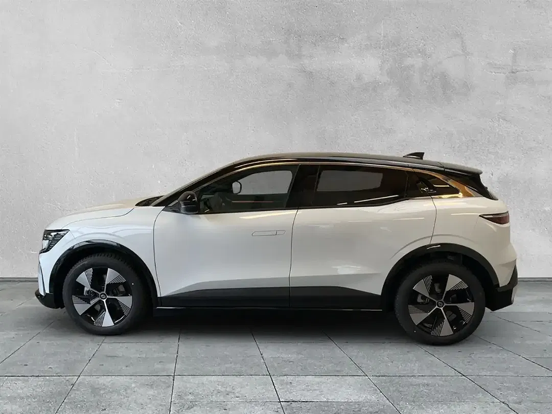 Renault Megane E-Tech - Thumbnail 2