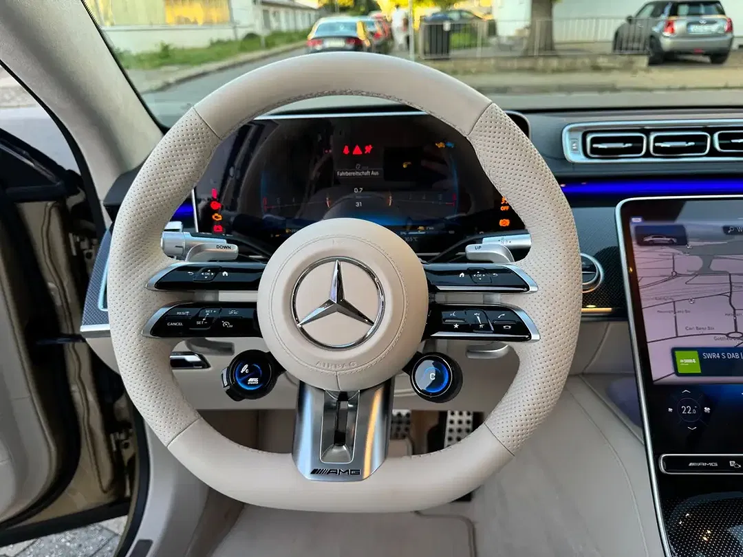 Mercedes-Benz S 63 AMG - Thumbnail 13