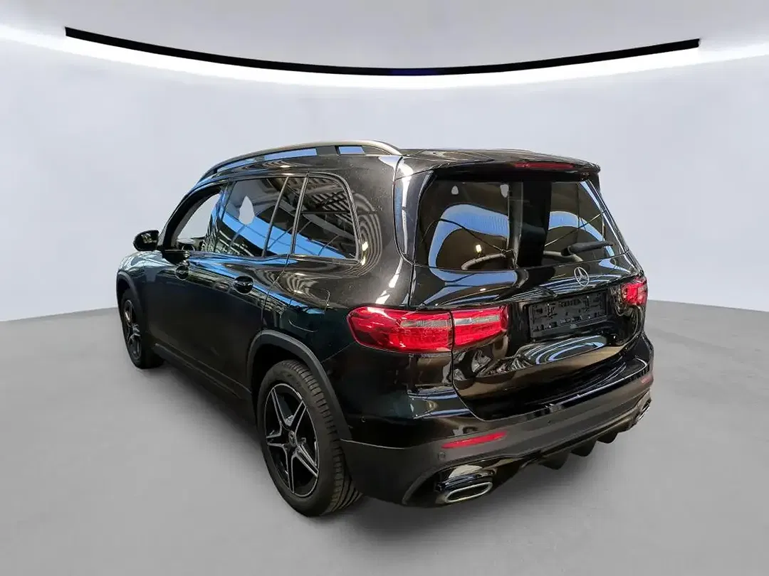 Mercedes-Benz GLB 200 - Thumbnail 3