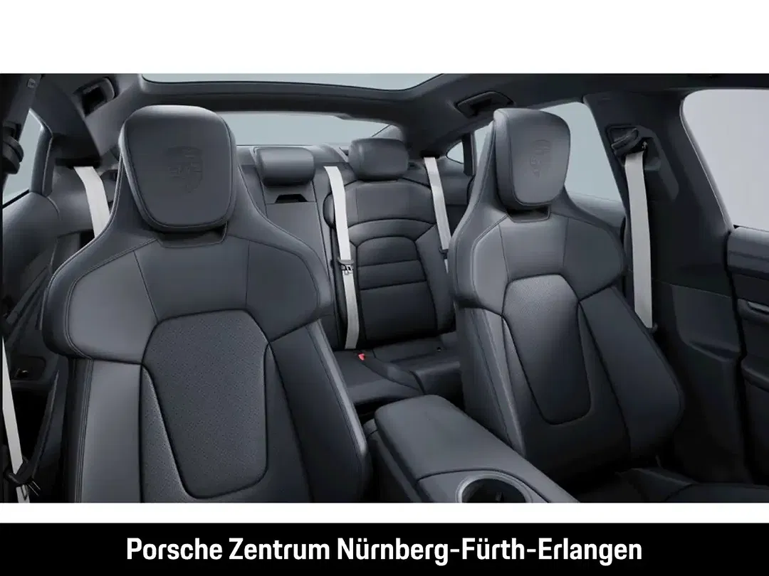 Porsche Taycan - Thumbnail 10