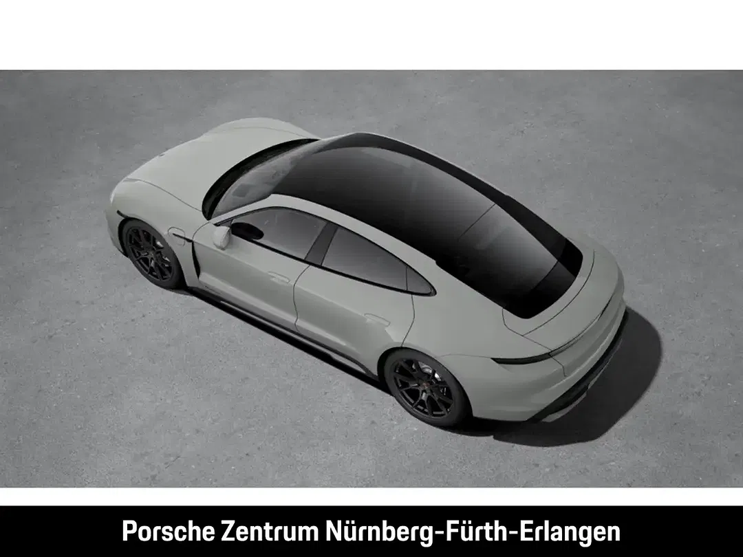 Porsche Taycan - Thumbnail 4