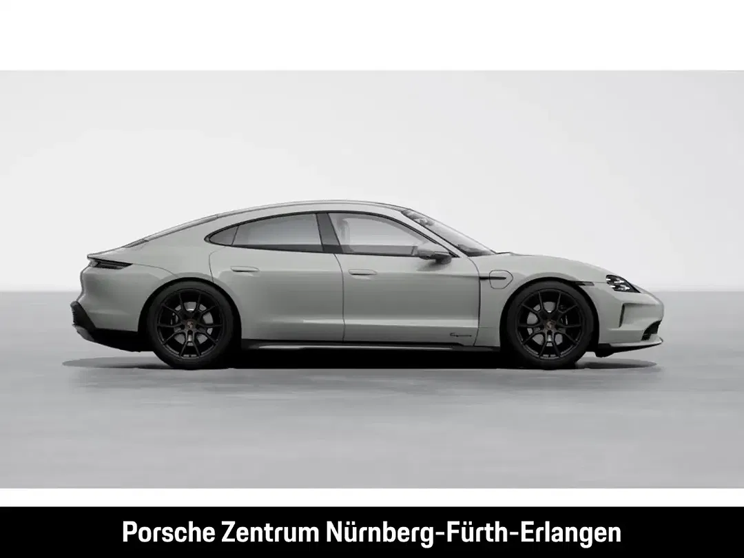 Porsche Taycan - Thumbnail 6