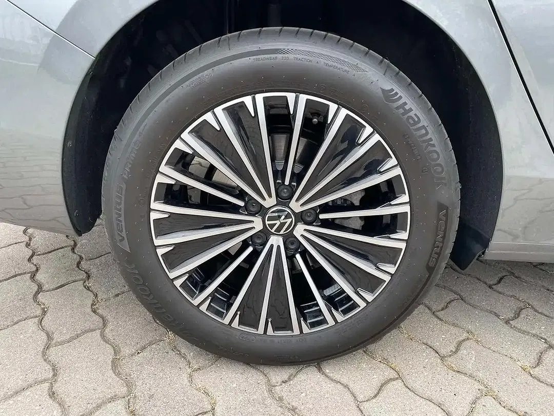 Volkswagen Passat Variant - Thumbnail 10