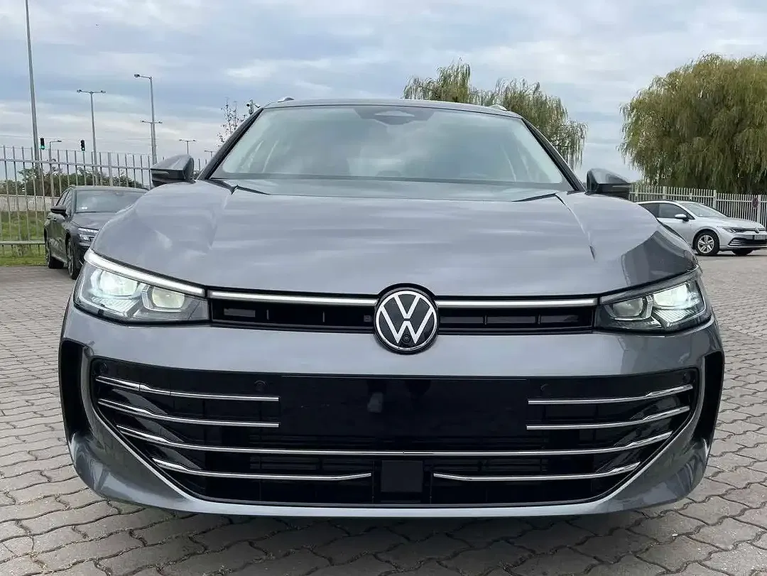 Volkswagen Passat Variant - Thumbnail 14