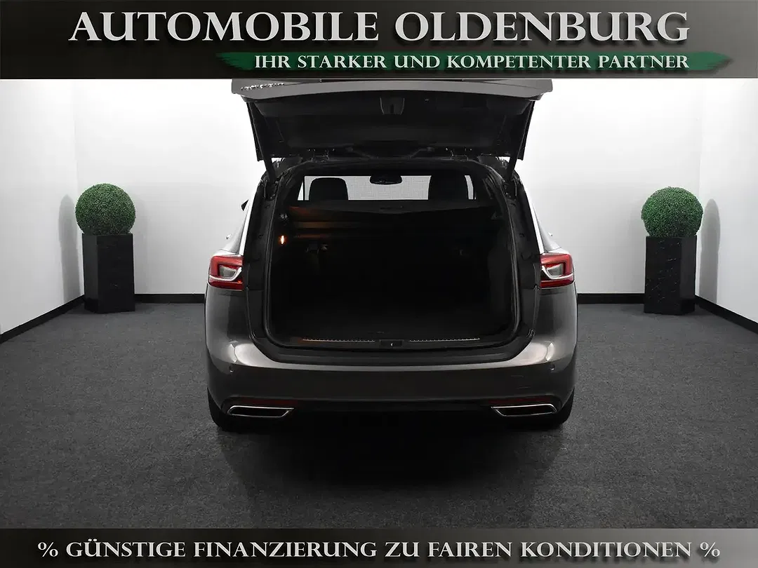 Opel Insignia - Thumbnail 10