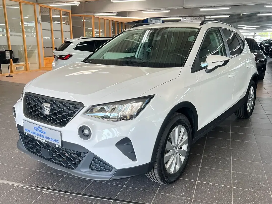 SEAT Arona - Thumbnail 5