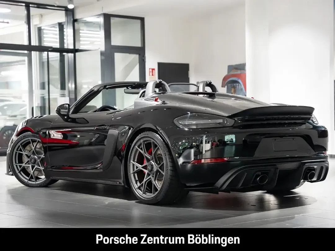 Porsche 718 Spyder - Thumbnail 3