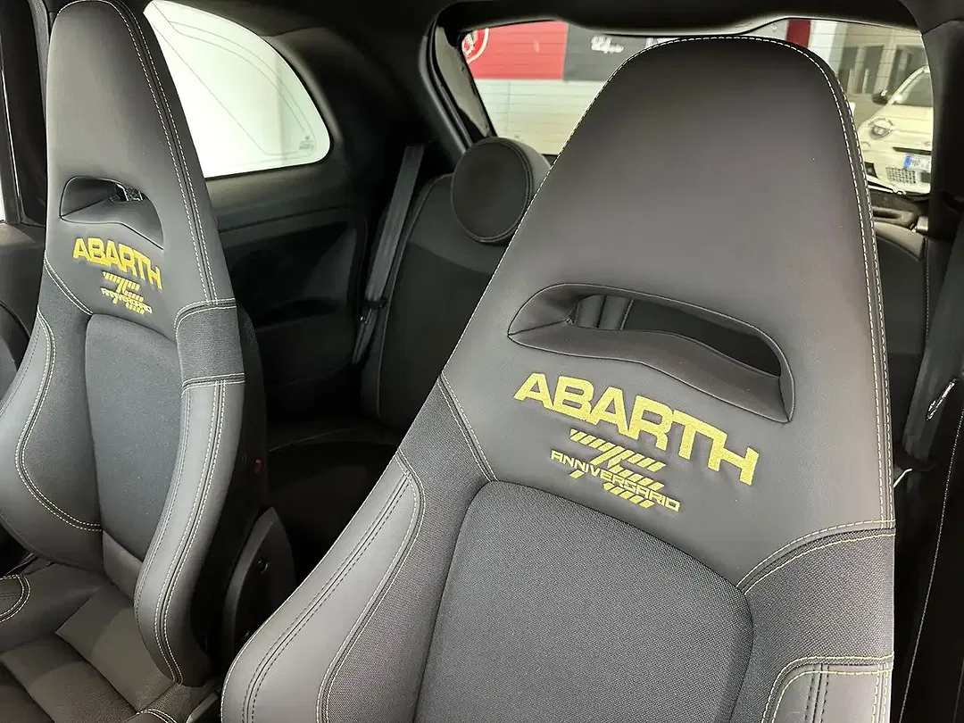 Abarth 695 - Thumbnail 10