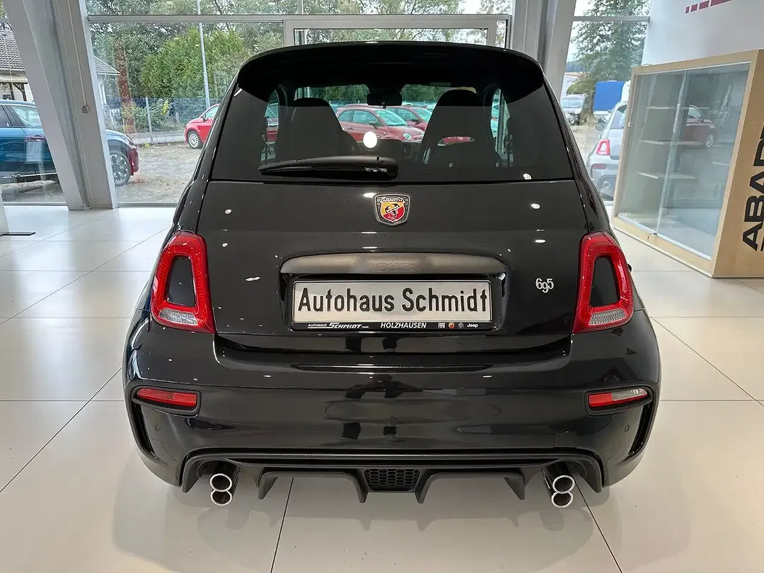 Abarth 695 - Thumbnail 6