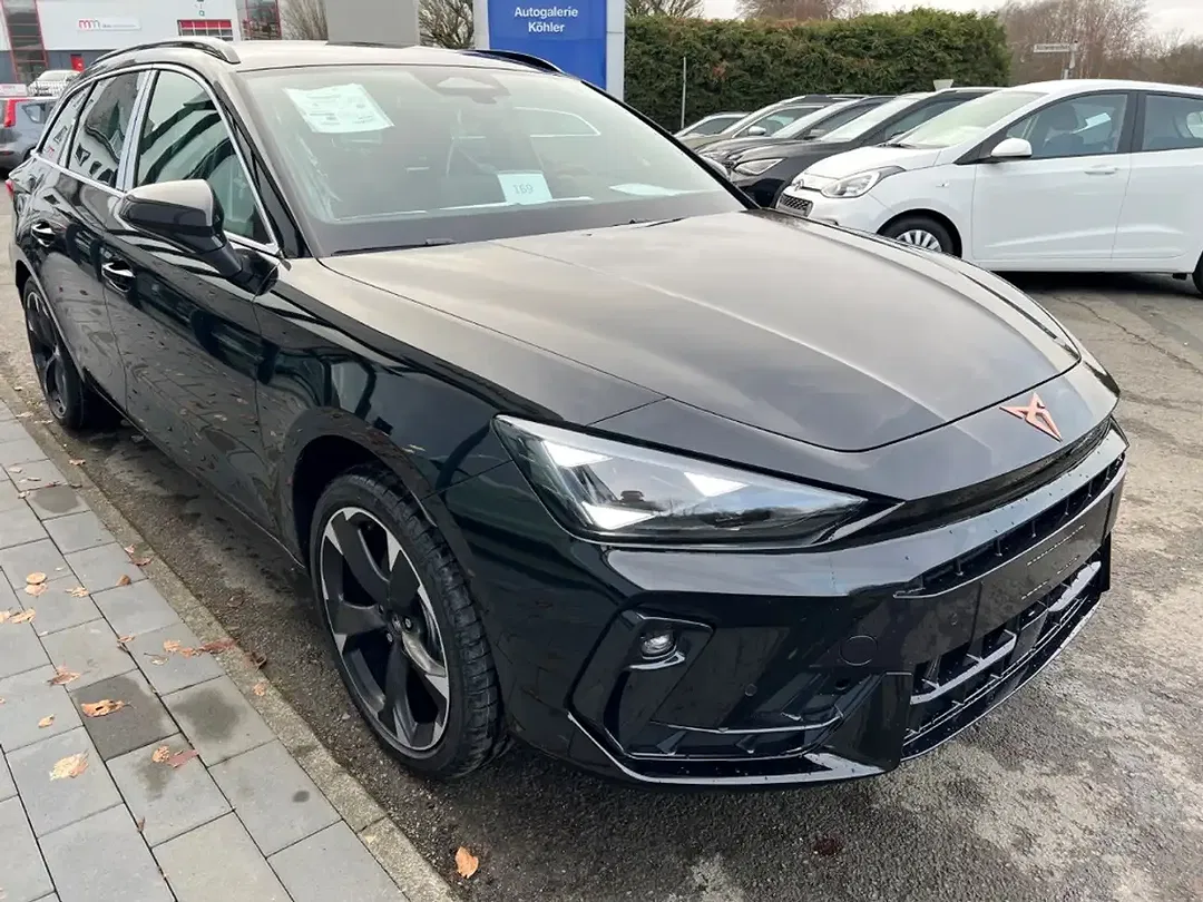 CUPRA Leon - Thumbnail 3
