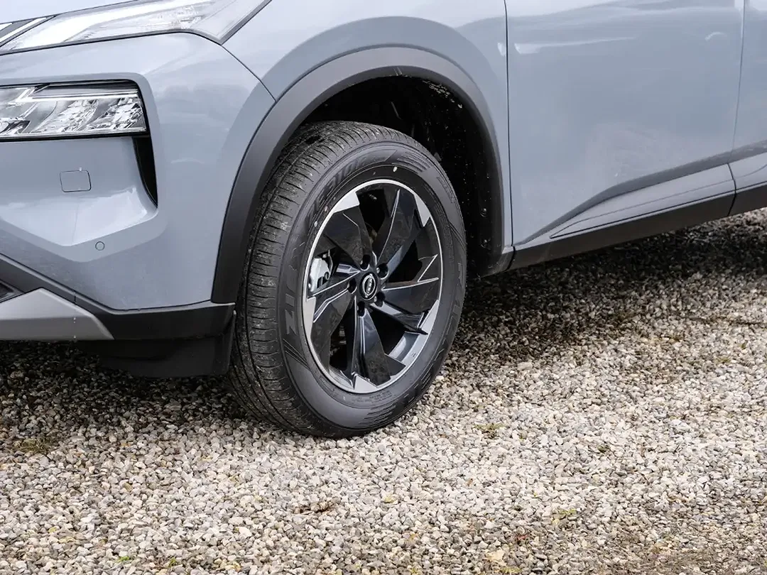 Nissan X-Trail - Thumbnail 3