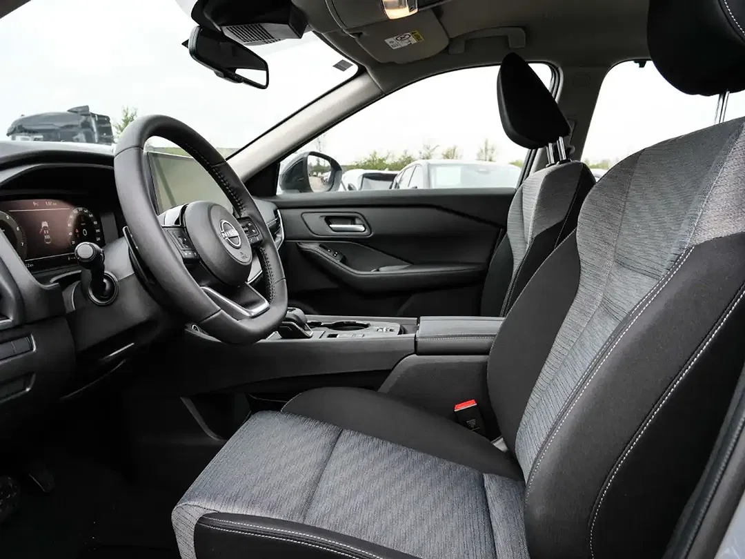 Nissan X-Trail - Thumbnail 6