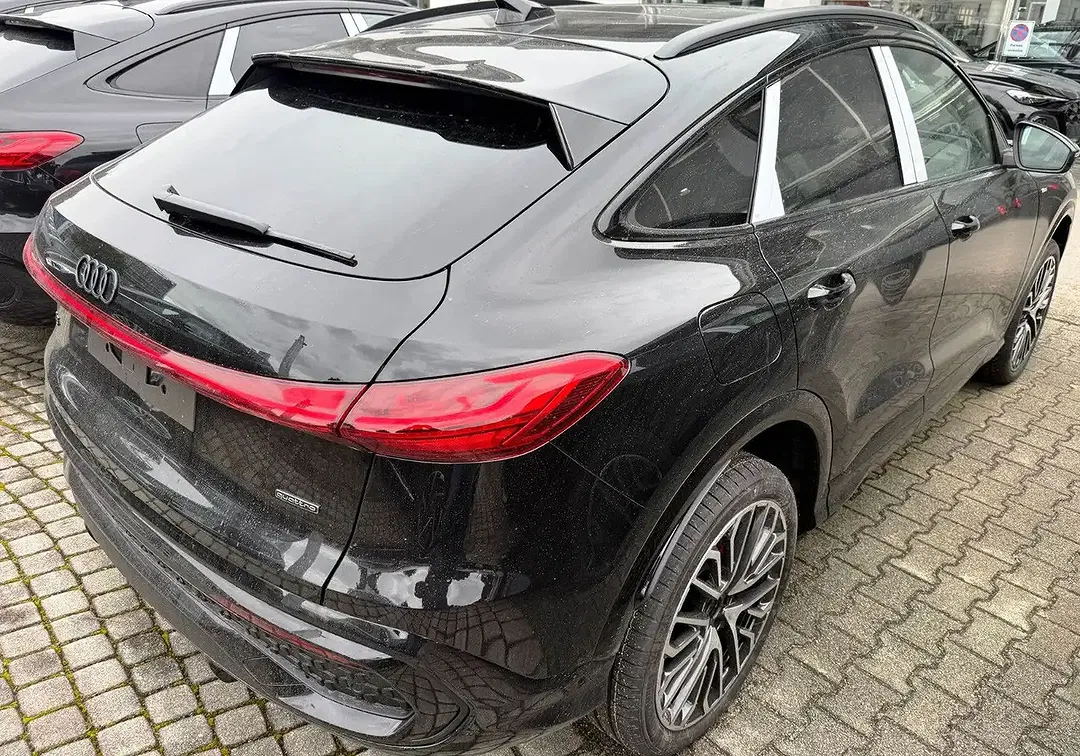 Audi Q5 - Thumbnail 3
