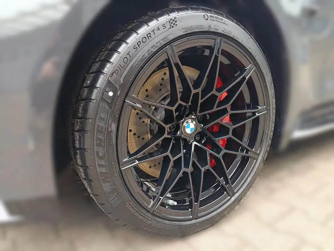 BMW M3 - Thumbnail 9