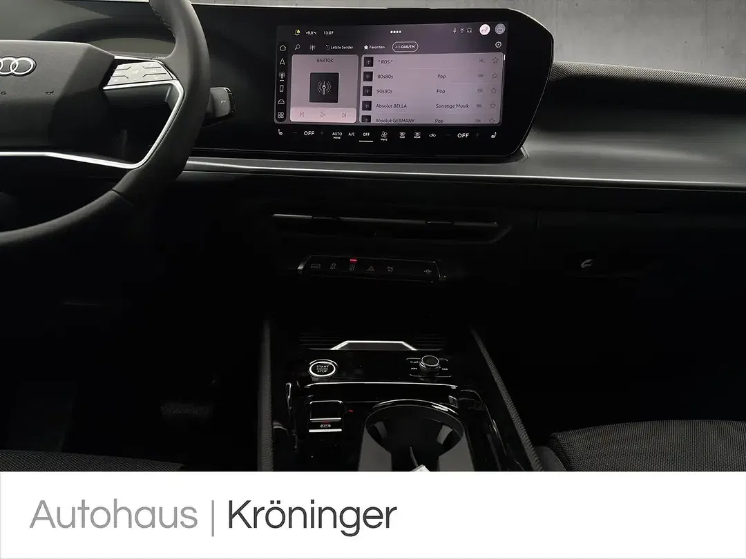Audi Q3 - Thumbnail 14