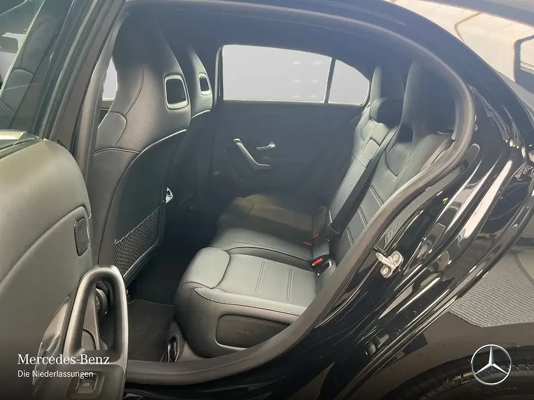 Mercedes-Benz A 250 - Thumbnail 11