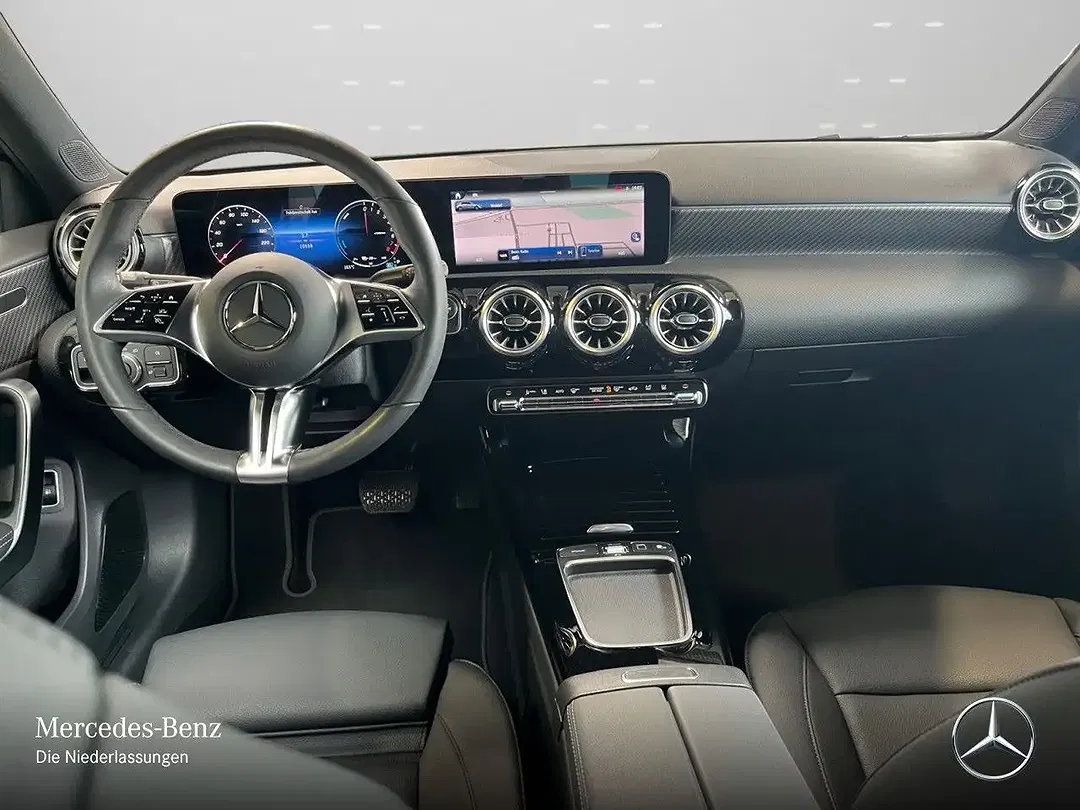 Mercedes-Benz A 250 - Thumbnail 12