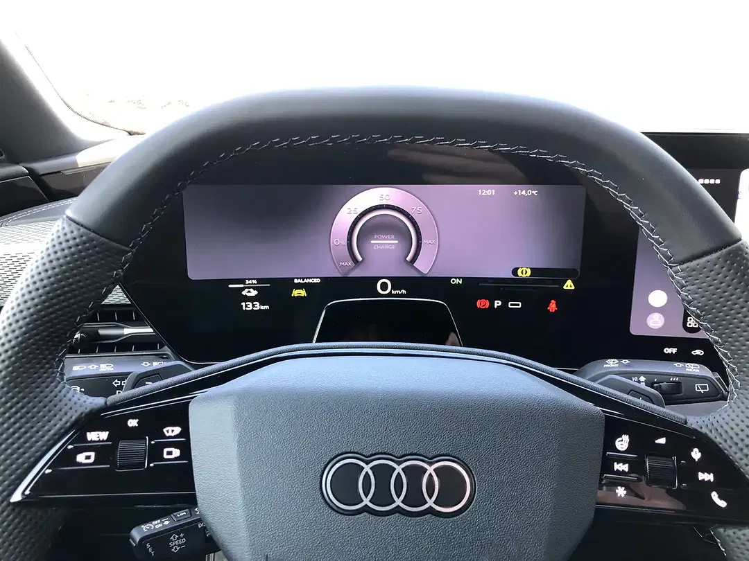 Audi A6 e-tron - Thumbnail 8