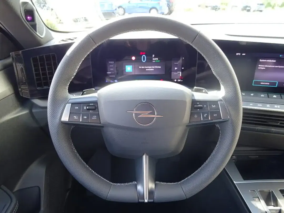 Opel Astra - Thumbnail 11