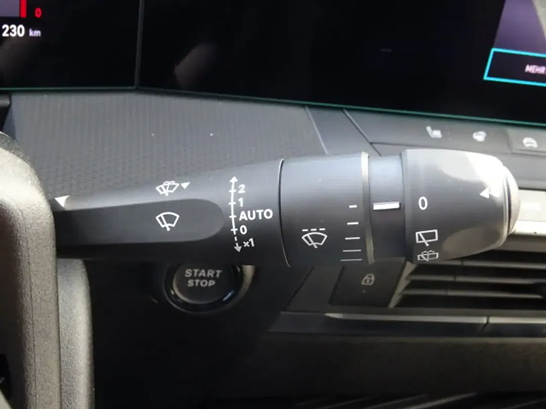 Opel Astra - Thumbnail 12