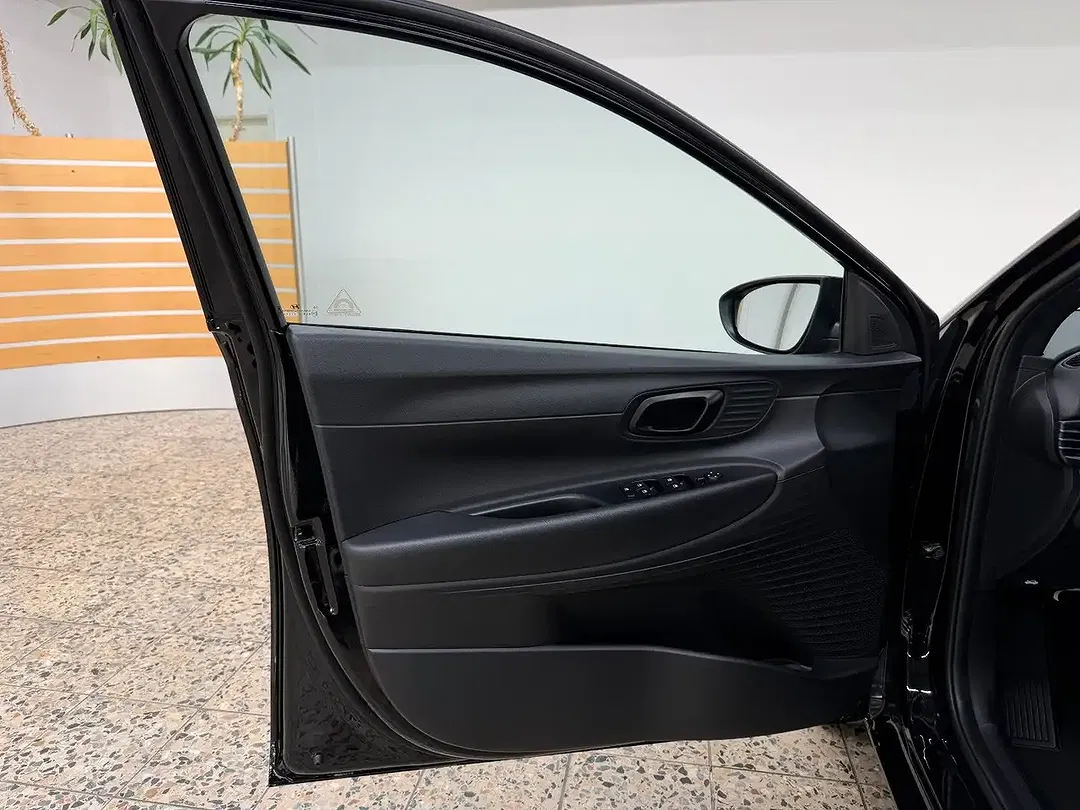 Hyundai i20 - Thumbnail 9
