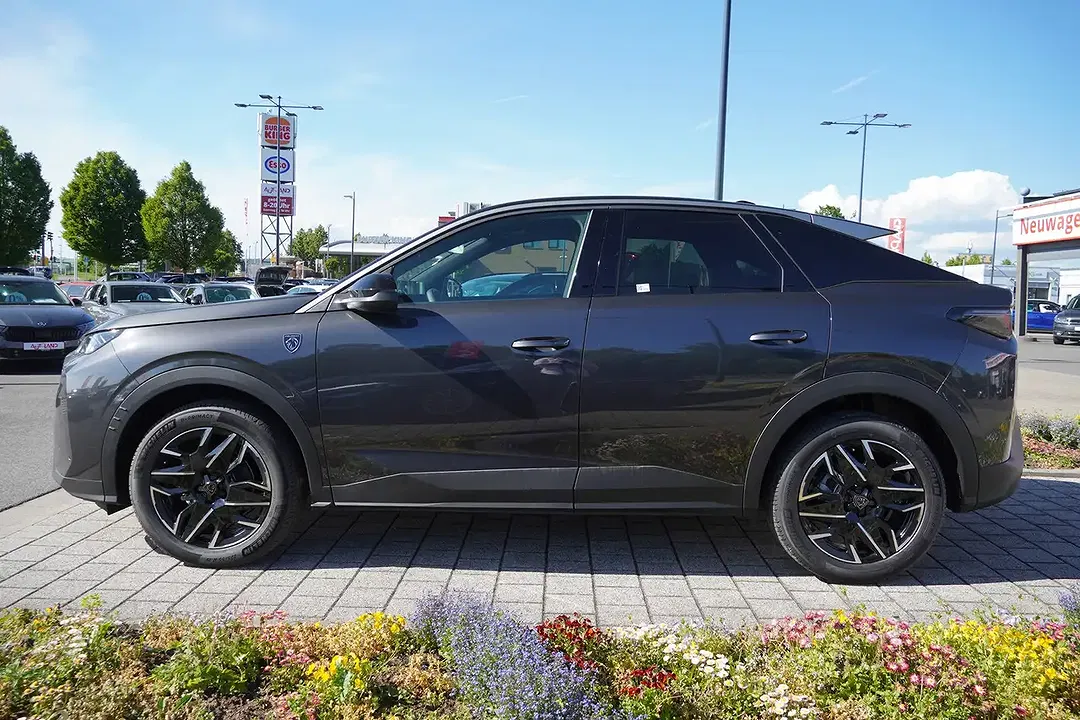 Peugeot 3008 - Thumbnail 5