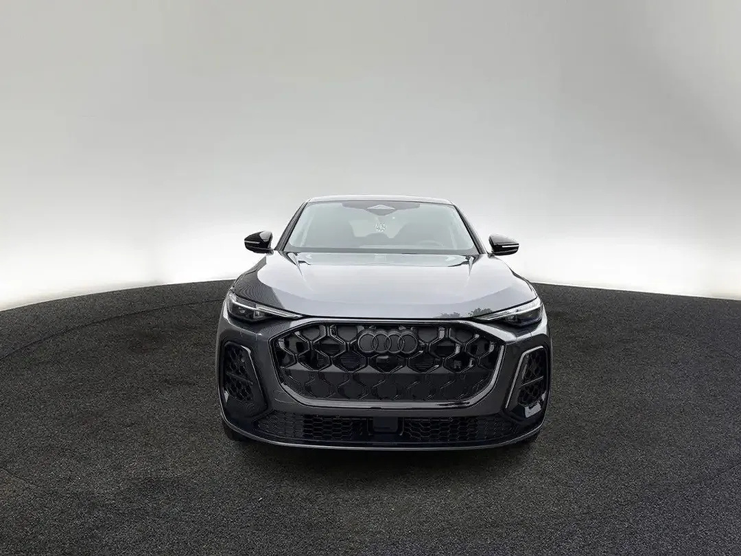 Audi Q5 - Thumbnail 1