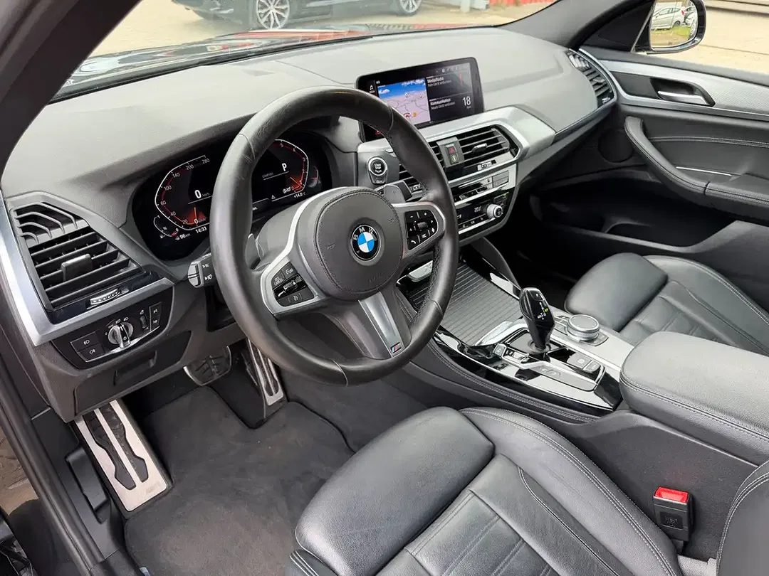 BMW X4 - Thumbnail 10