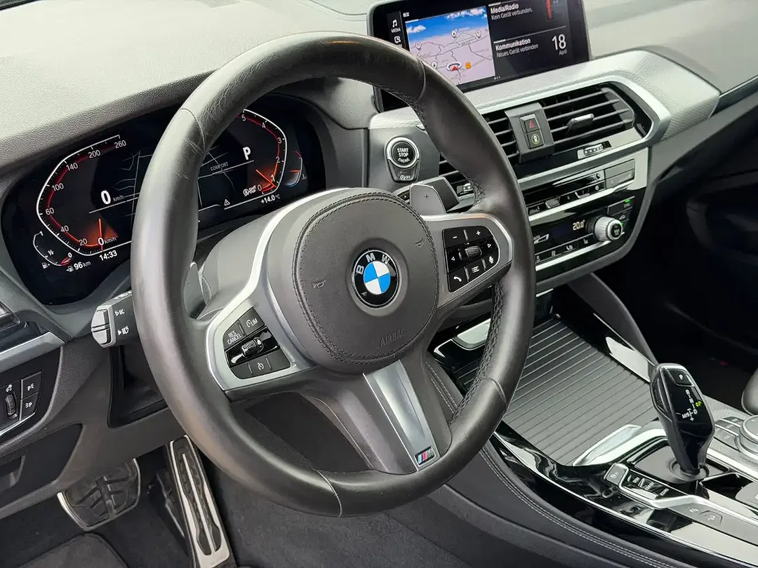 BMW X4 - Thumbnail 11