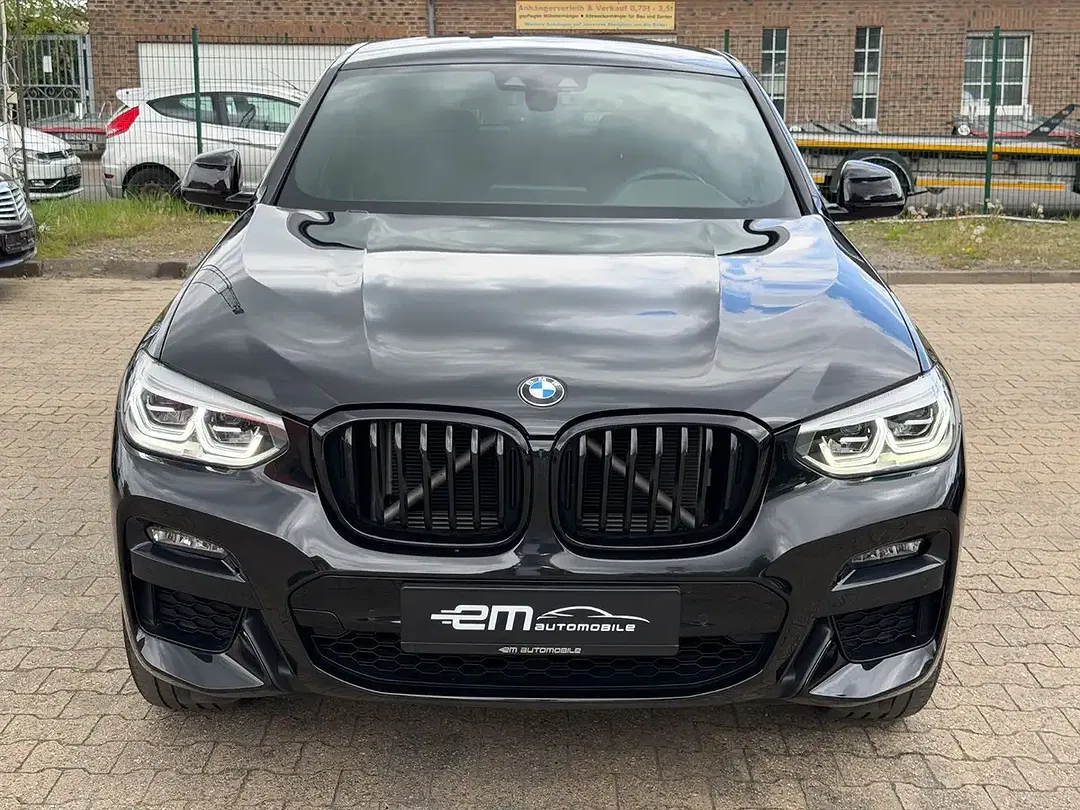 BMW X4 - Thumbnail 3