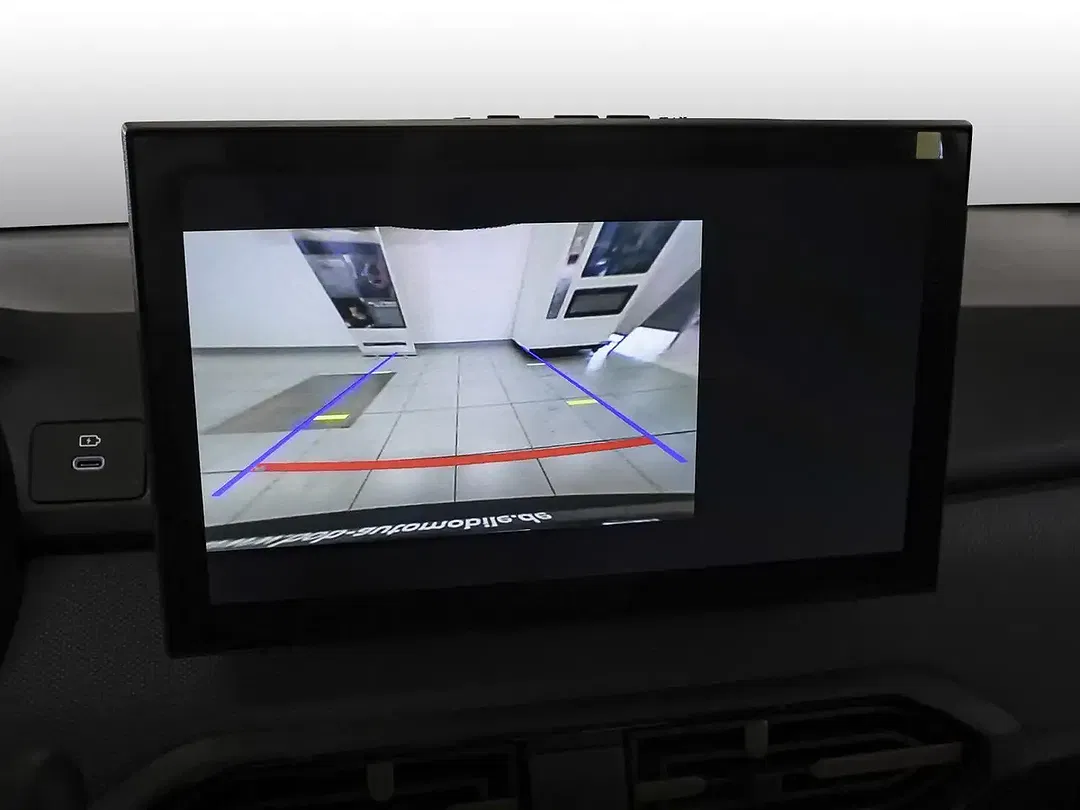 Dacia Sandero - Thumbnail 8