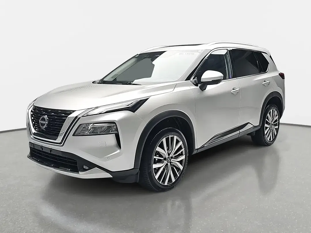 Nissan X-Trail - Thumbnail 1