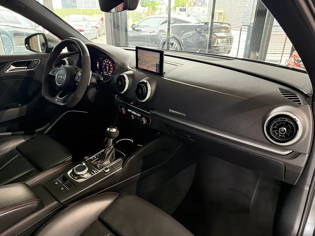 Audi RS3 - Thumbnail 15