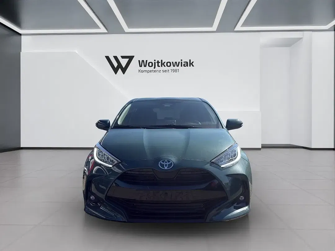 Toyota Yaris - Thumbnail 4