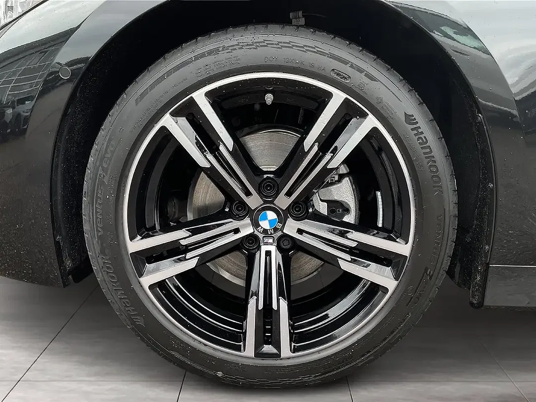 BMW 320 - Thumbnail 6