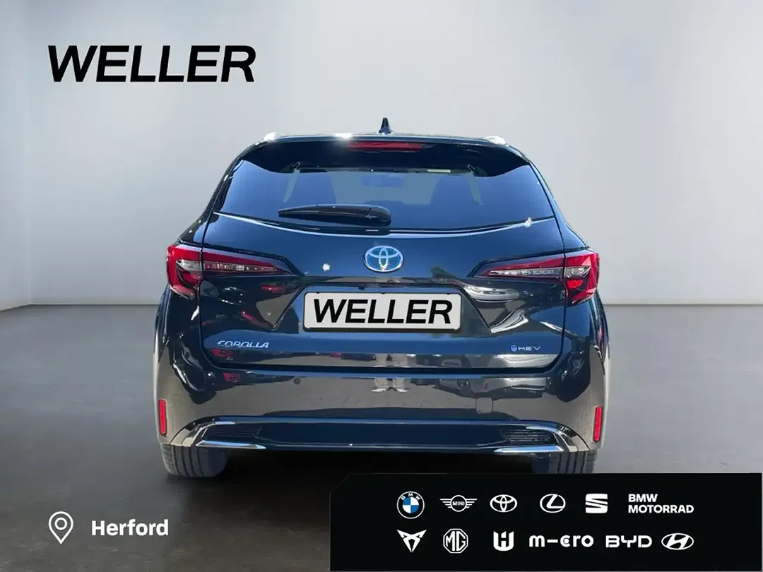 Toyota Corolla - Thumbnail 5