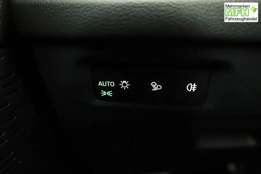 Skoda Octavia - Thumbnail 8