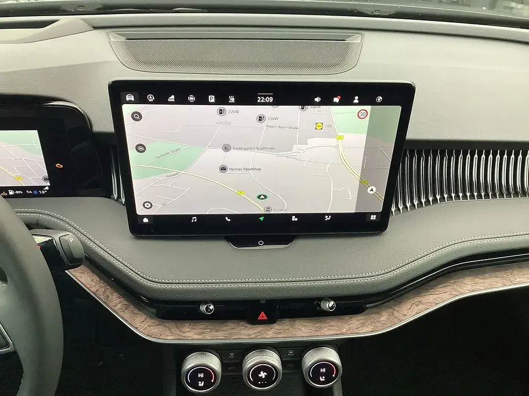 Skoda Superb - Thumbnail 10