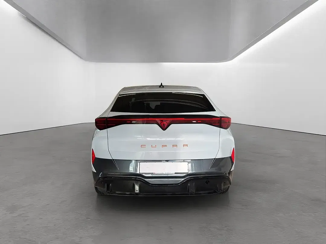 CUPRA Tavascan - Thumbnail 8