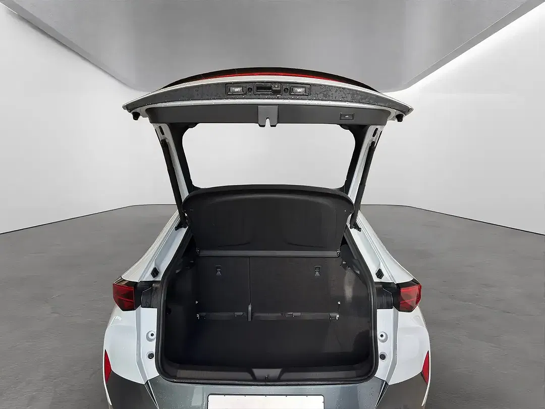 CUPRA Tavascan - Thumbnail 9